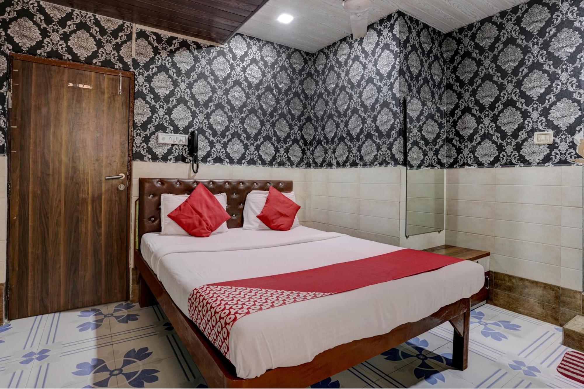 Hotel O Sapna Residency Mumbai Ngoại thất bức ảnh